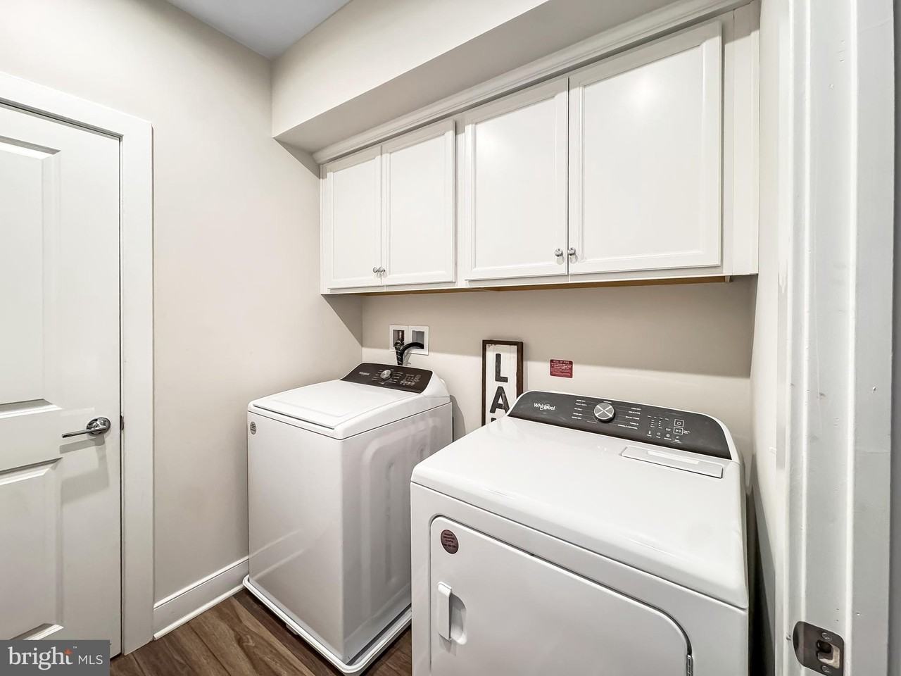 102 Saint Ives Pl Apt 204 #204 - Photo 3 of 27