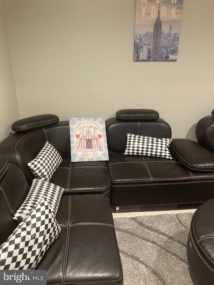 4906 Colonel Contee Place - Photo 2 of 13