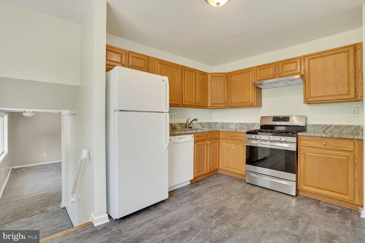 7720 Loudon Drive - Photo 6 of 28