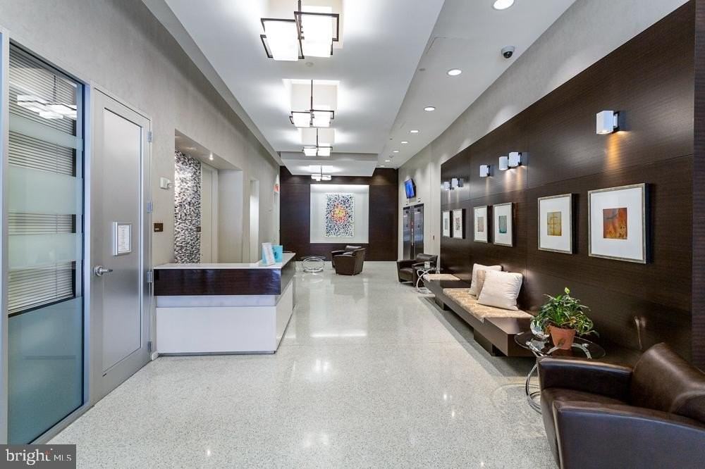 157 Fleet St Unit 718 #718 - Photo 5 of 36