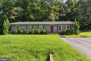 15204 Peerless Ave - Photo 1 of 1