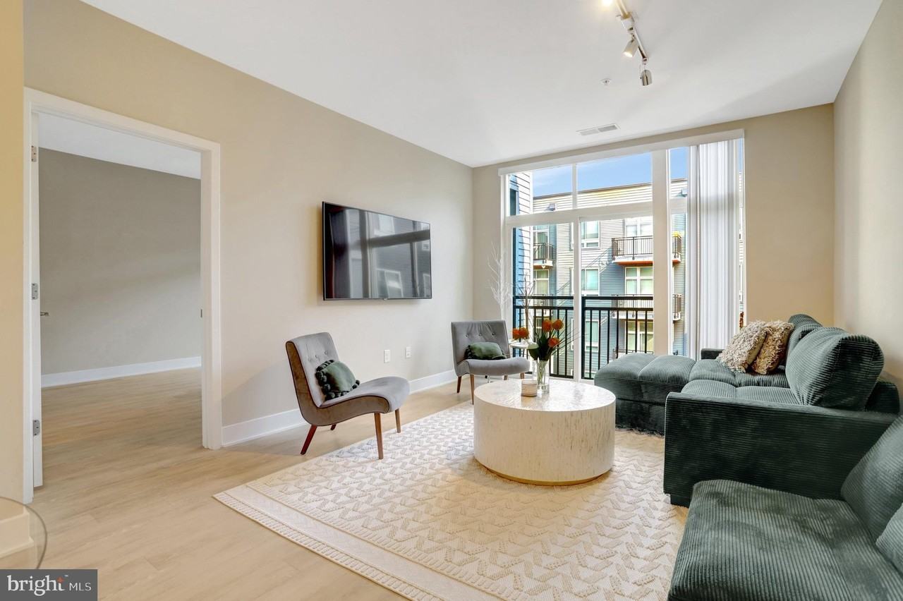 145 Riverhaven Dr Unit 416 #416 - Photo 7 of 47