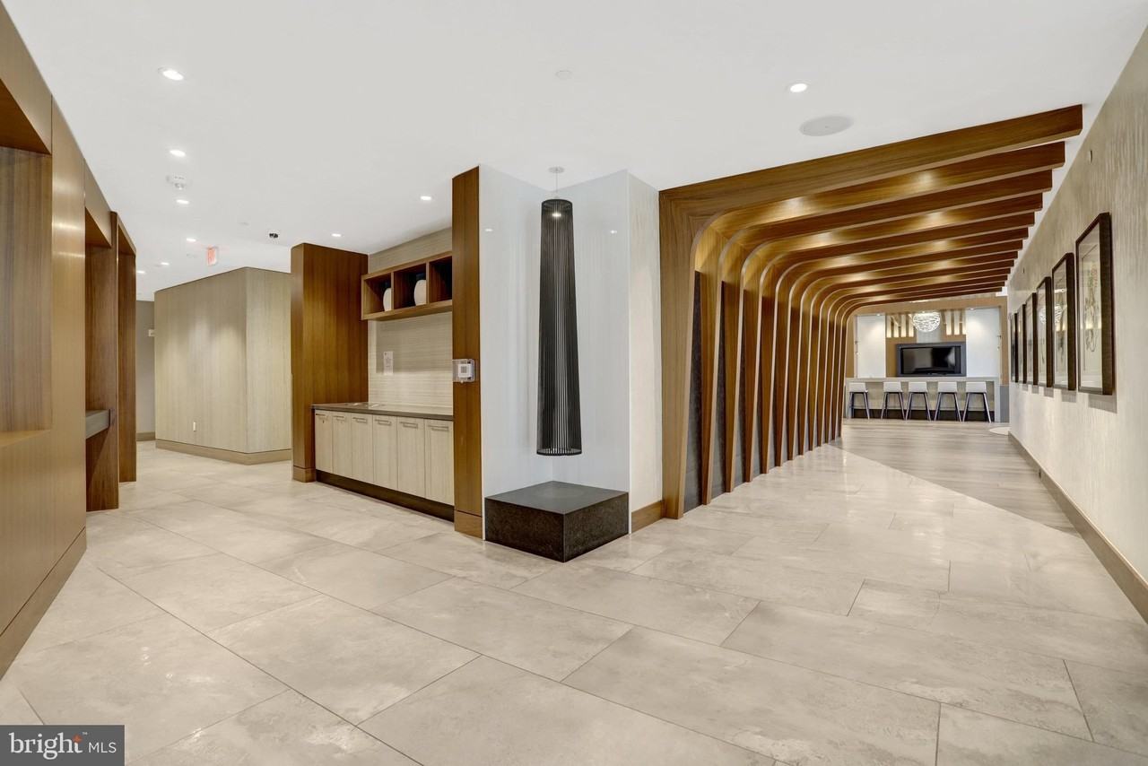 145 Riverhaven Dr Unit 416 #416 - Photo 5 of 47