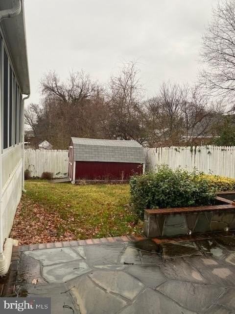 2204 Gaylord Dr - Photo 4 of 41