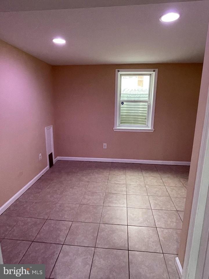 6513 Fairbanks St - Photo 2 of 15