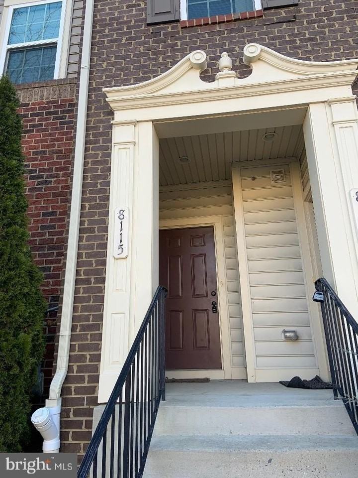 8115 Greenbelt Station Pkwy #302H - Photo 3 of 6