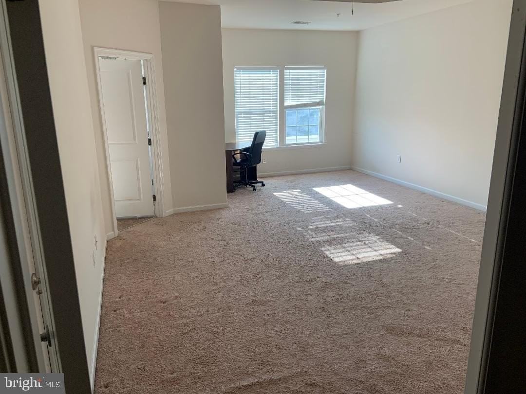 8115 Greenbelt Station Pkwy #302H - Photo 4 of 6