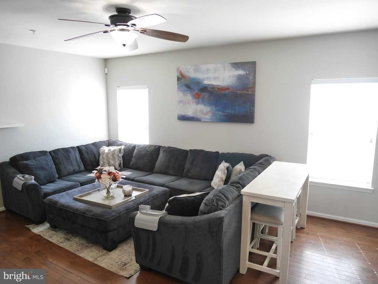 344 Ashby Commons Dr - Photo 4 of 37