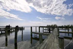 featured image of 10493 Miracle House Cir