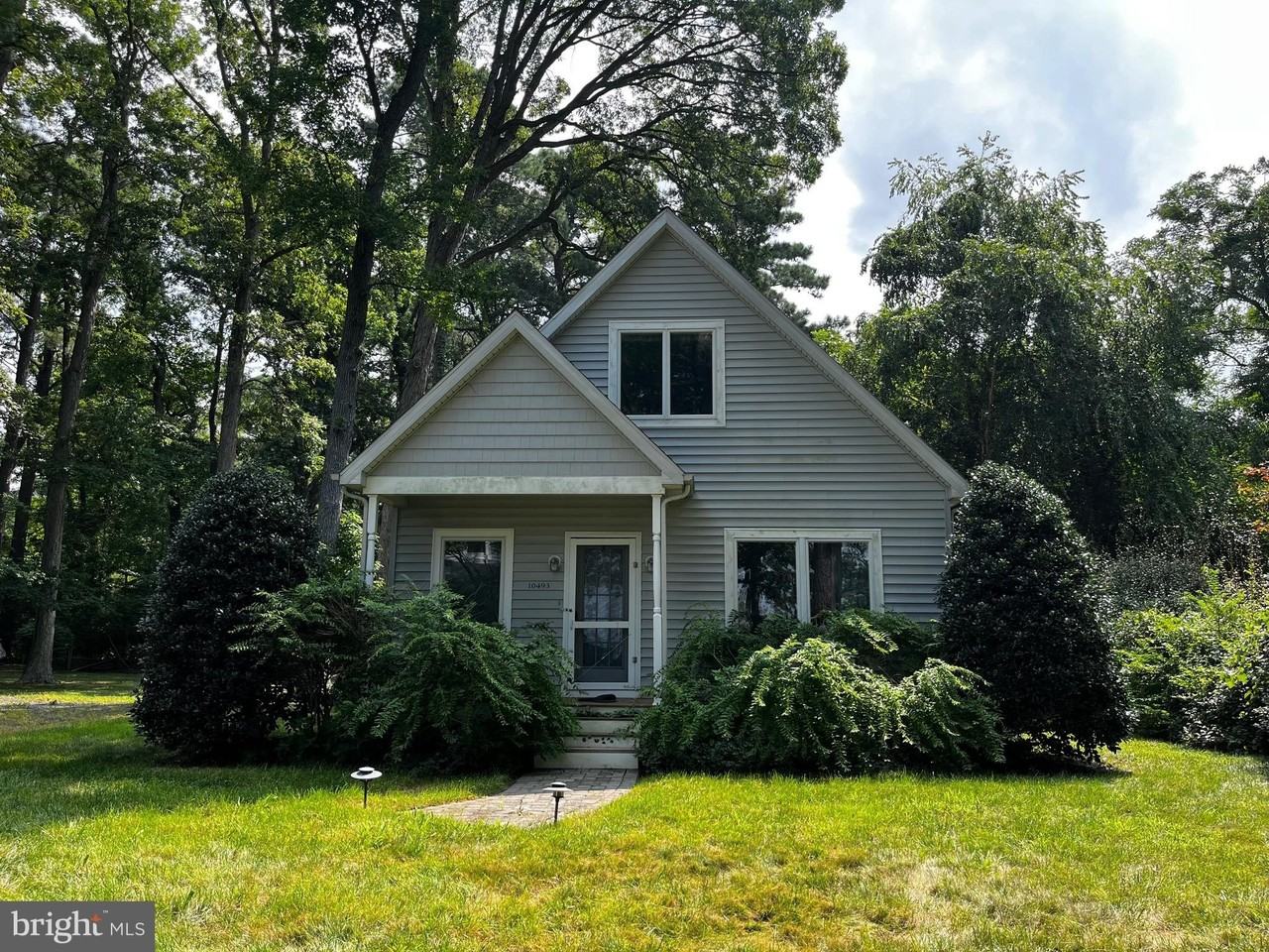 10493 Miracle House Cir - Photo 4 of 18