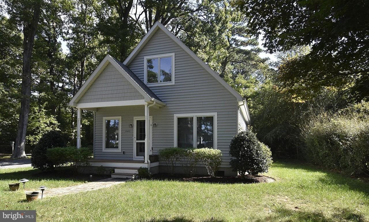 10493 Miracle House Cir - Photo 3 of 18