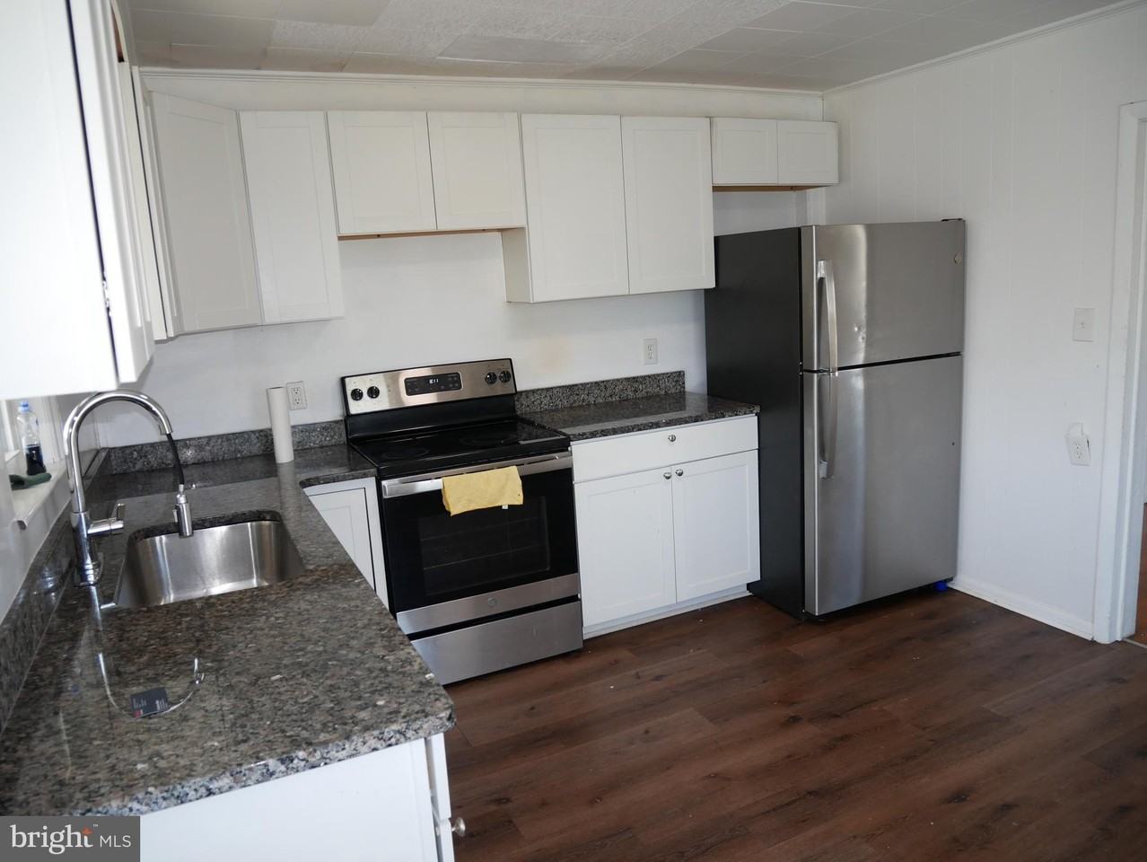 488 Mcdowell Avenue - Photo 6 of 18