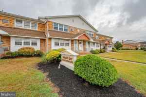 featured image of 703 N Oxford Ave Apt G9 #G9