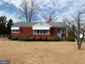 661 Grape St - Photo 1 of 1