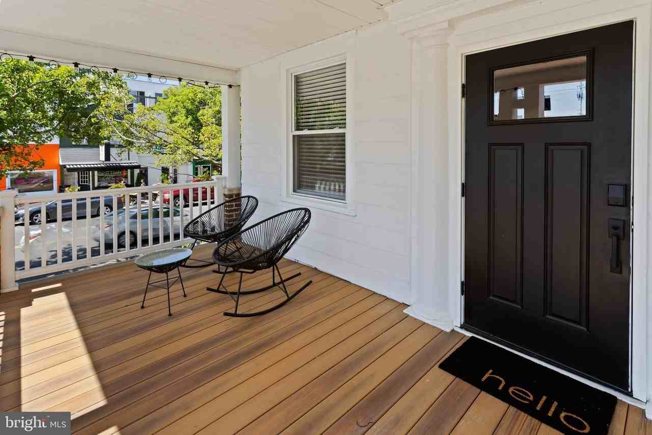 1 S Delancy Pl Apt 1 #1 - Photo 5 of 35