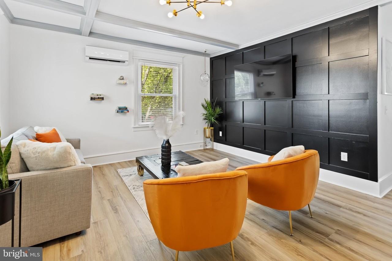 1 S Delancy Pl Apt 1 #1 - Photo 7 of 35