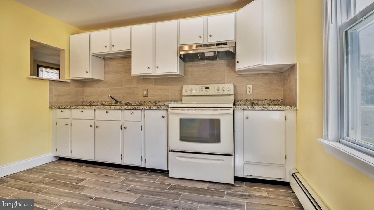 5263 White Horse Pike - Photo 5 of 24