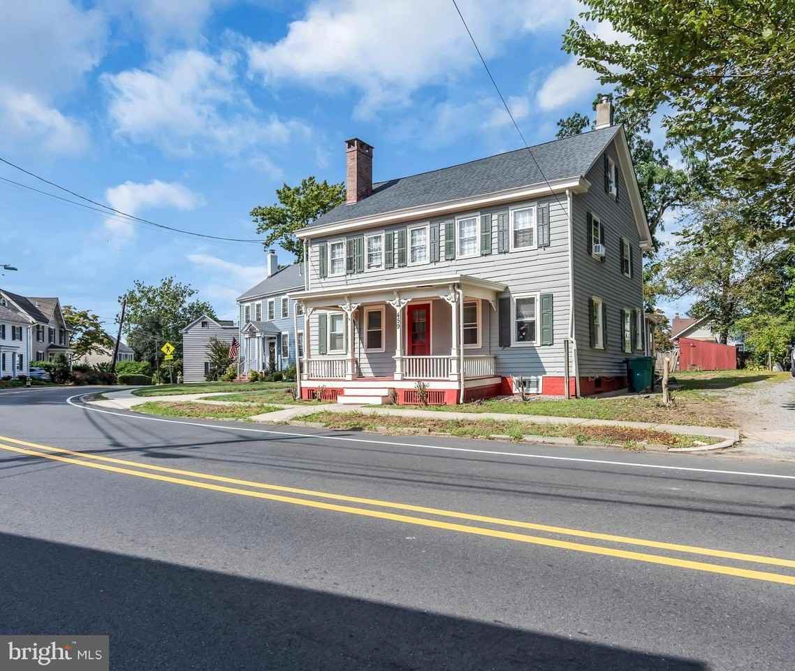 459 Main St - Photo 2 of 35