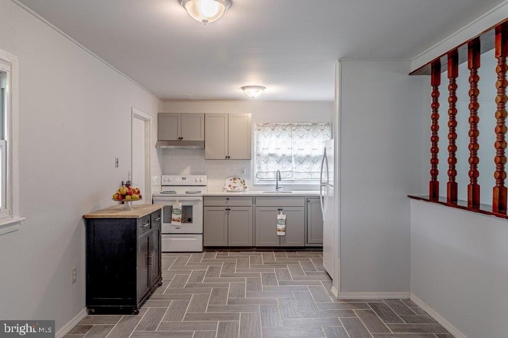 9 Bloomfield Lane - Photo 6 of 23