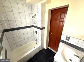 featured image of 212 Jones Ave Unit 1 #1