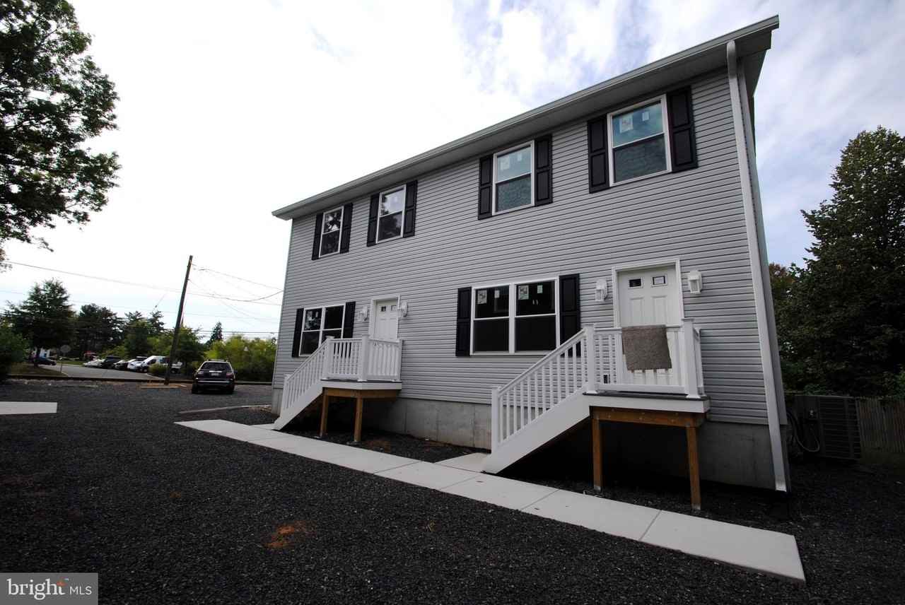 119 119--121 W 3RD Street - Photo 5 of 25