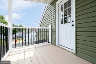 129 5th Ave Apt B #B - Photo 1 of 1