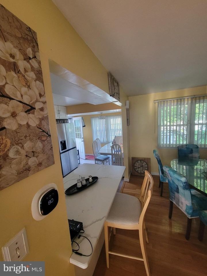 34 Edinburgh Rd - Photo 5 of 18