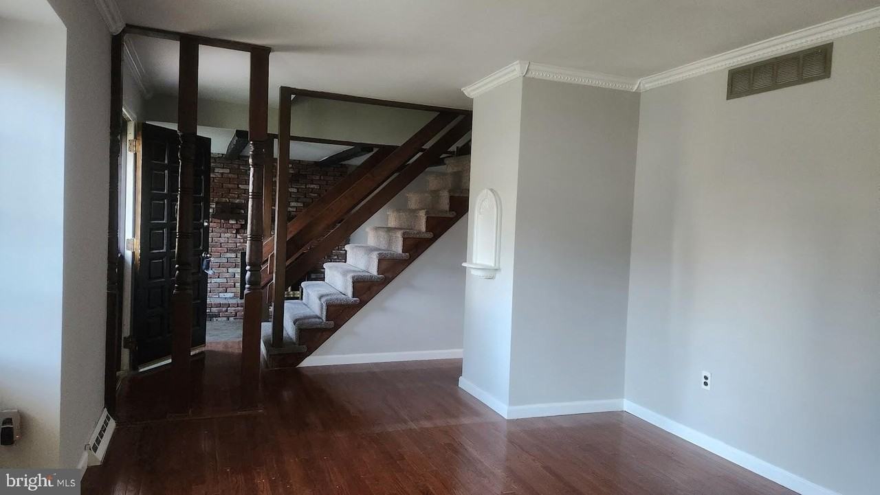 6 Cedar Creek Dr - Photo 2 of 14