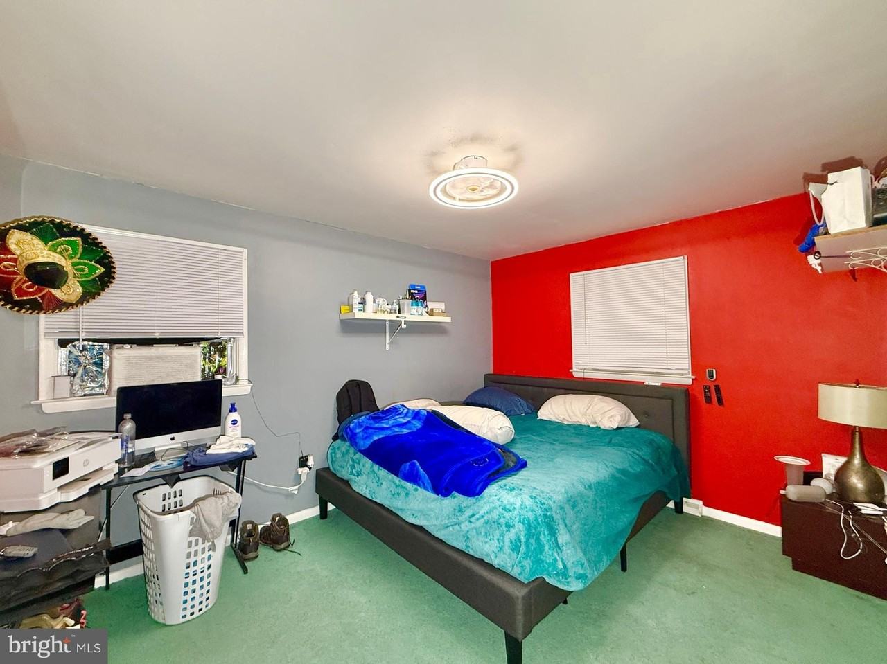 322 7th Ave - Photo 4 of 11