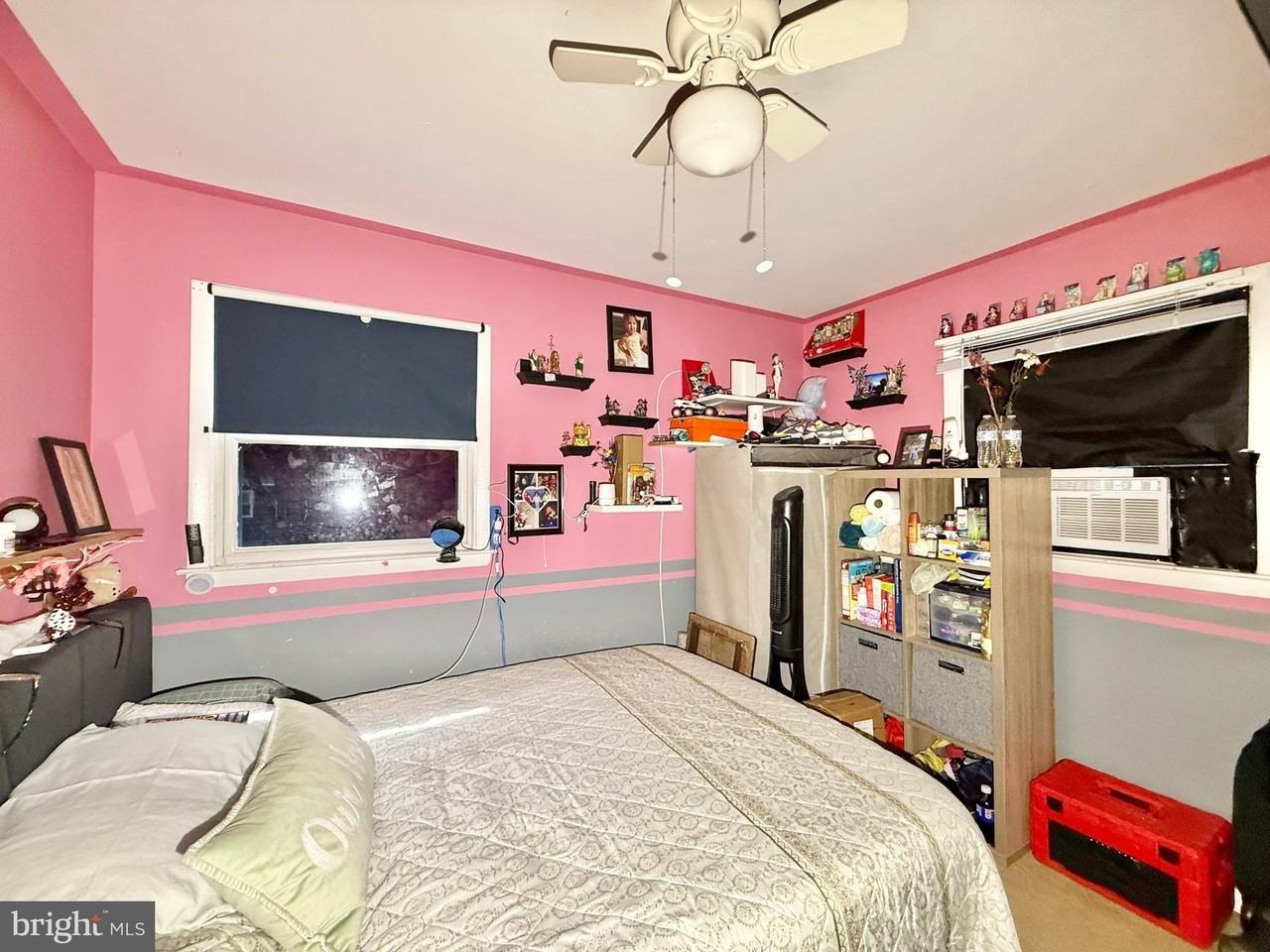 322 7th Ave - Photo 6 of 11