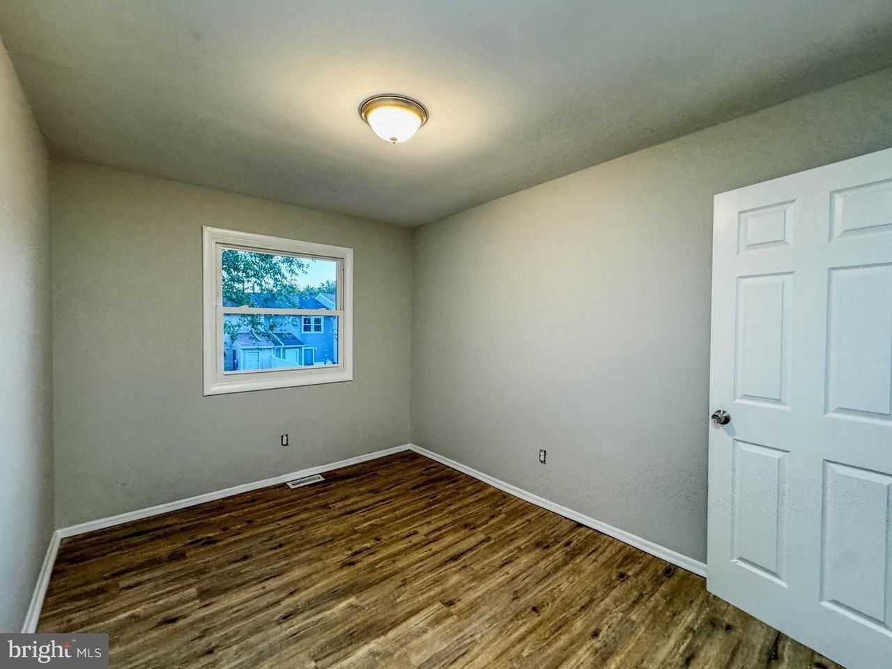 4 Milstone Ct - Photo 3 of 23