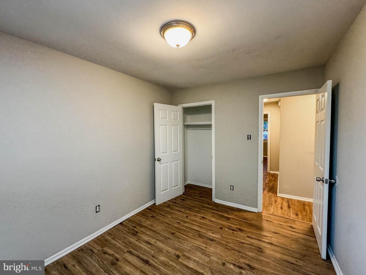 4 Milstone Ct - Photo 4 of 23