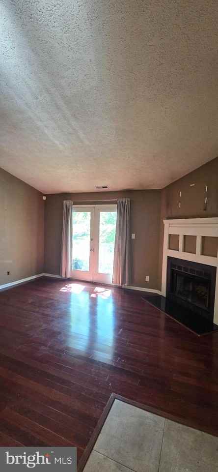 134 Kenwood Dr - Photo 5 of 9