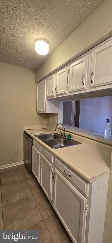 134 Kenwood Dr - Photo 5 of 9