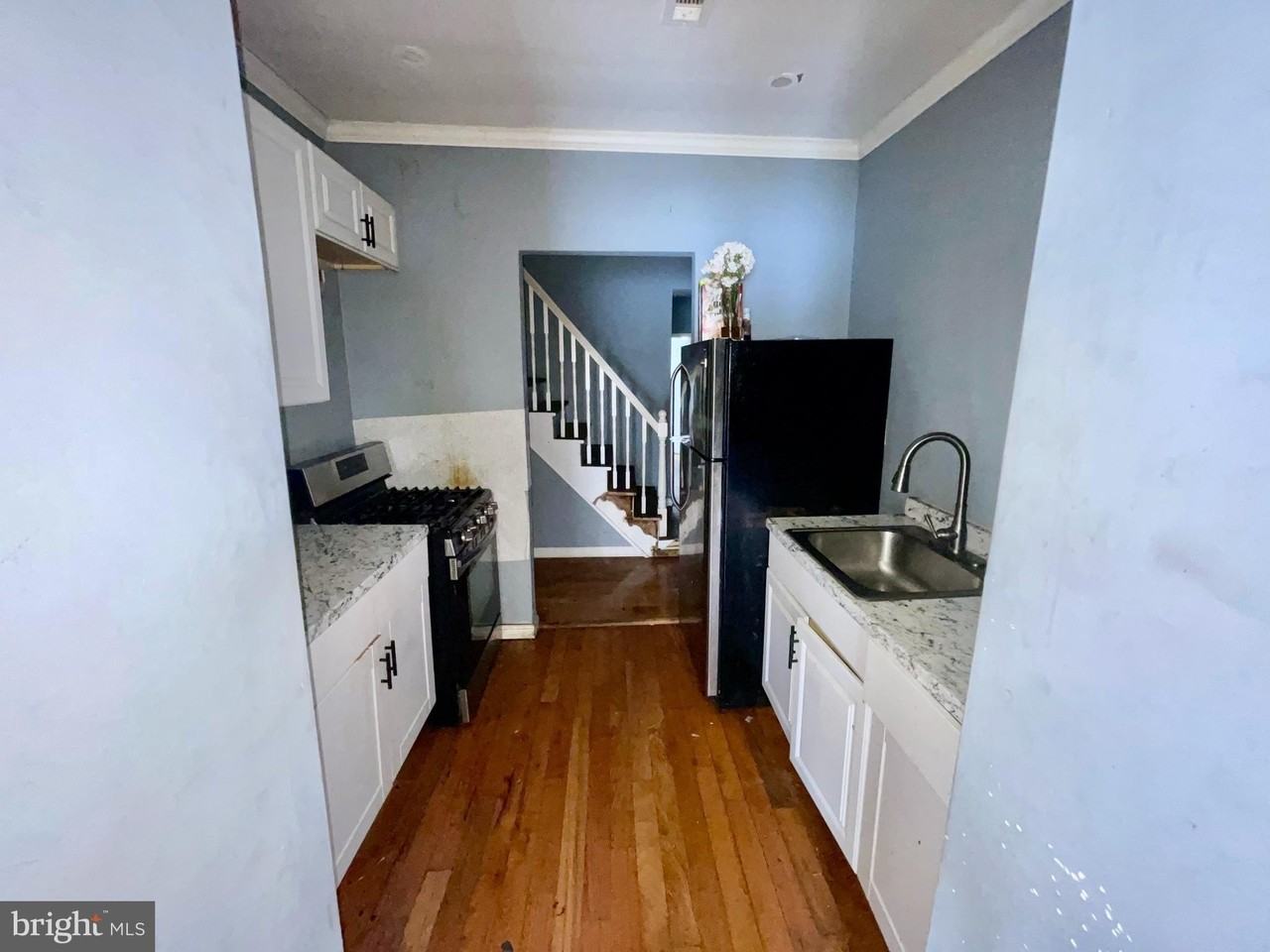 1905 Filmore Street - Photo 4 of 10