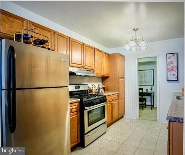 2049 Barnsboro Rd - Photo 2 of 6