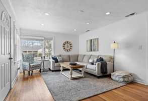 featured image of 3248 Cockrell Ave