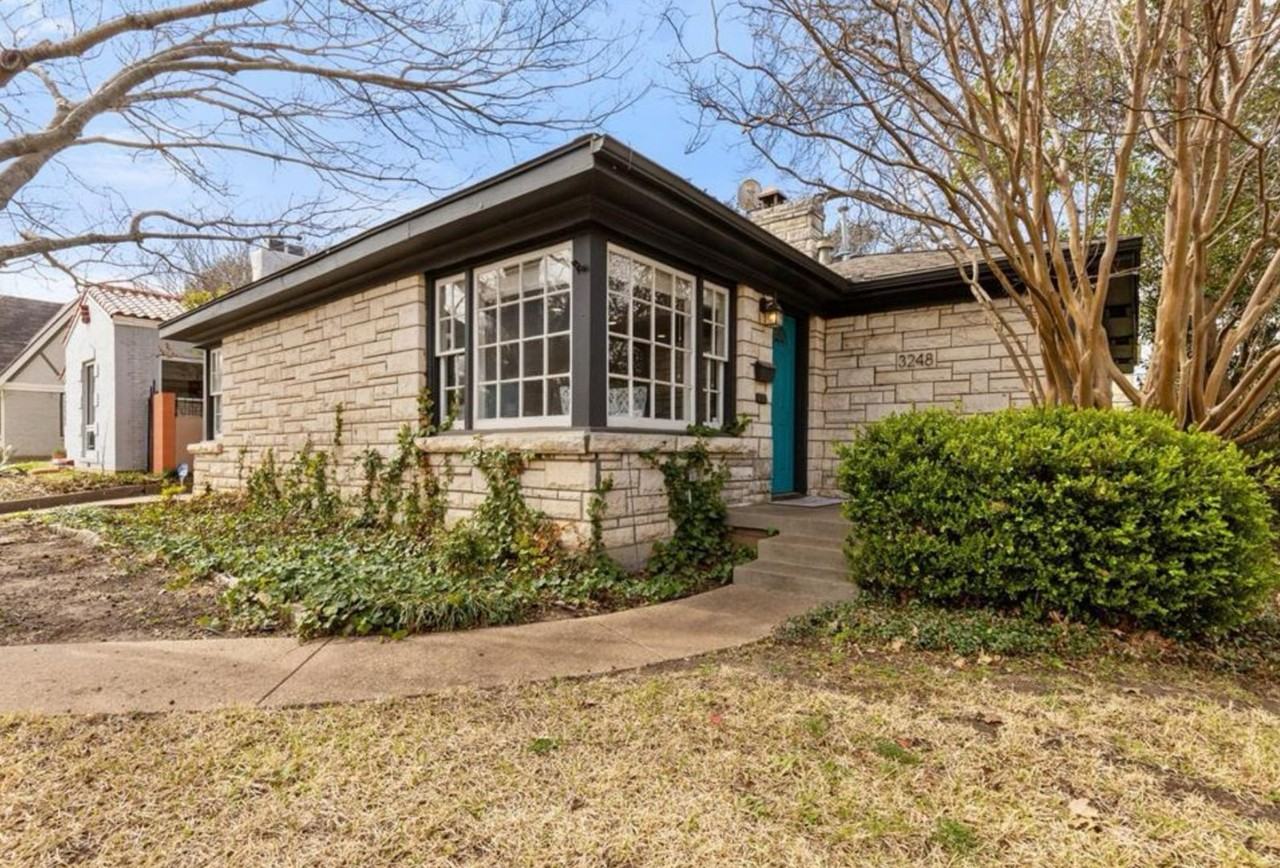 3248 Cockrell Ave - Photo 2 of 8