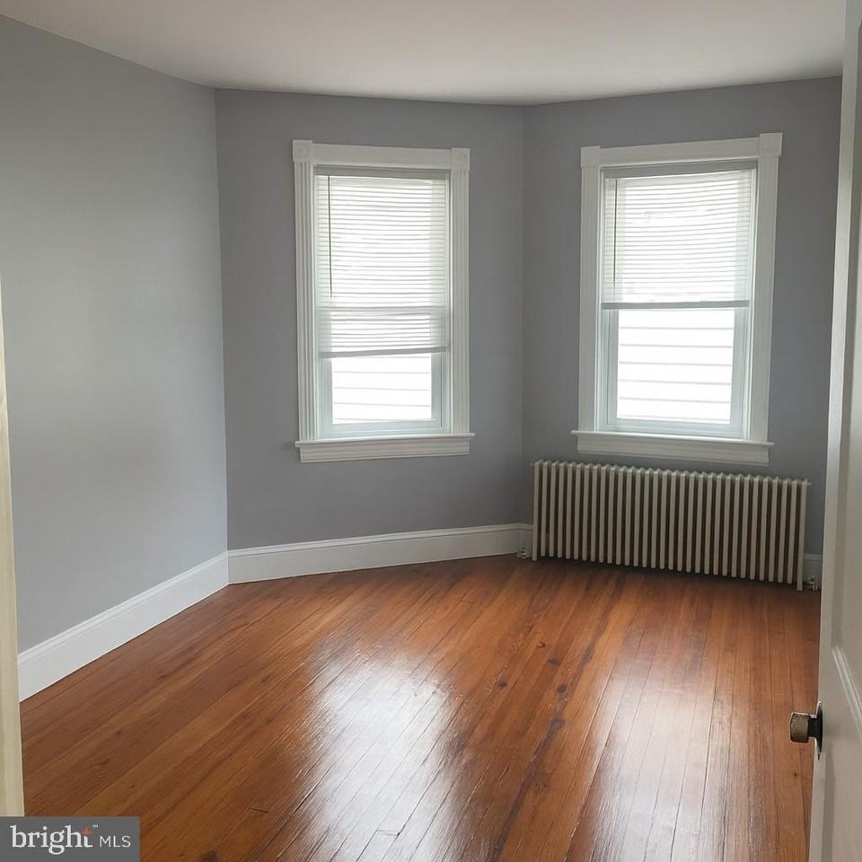 648 Beacon Avenue #2 - Photo 3 of 14