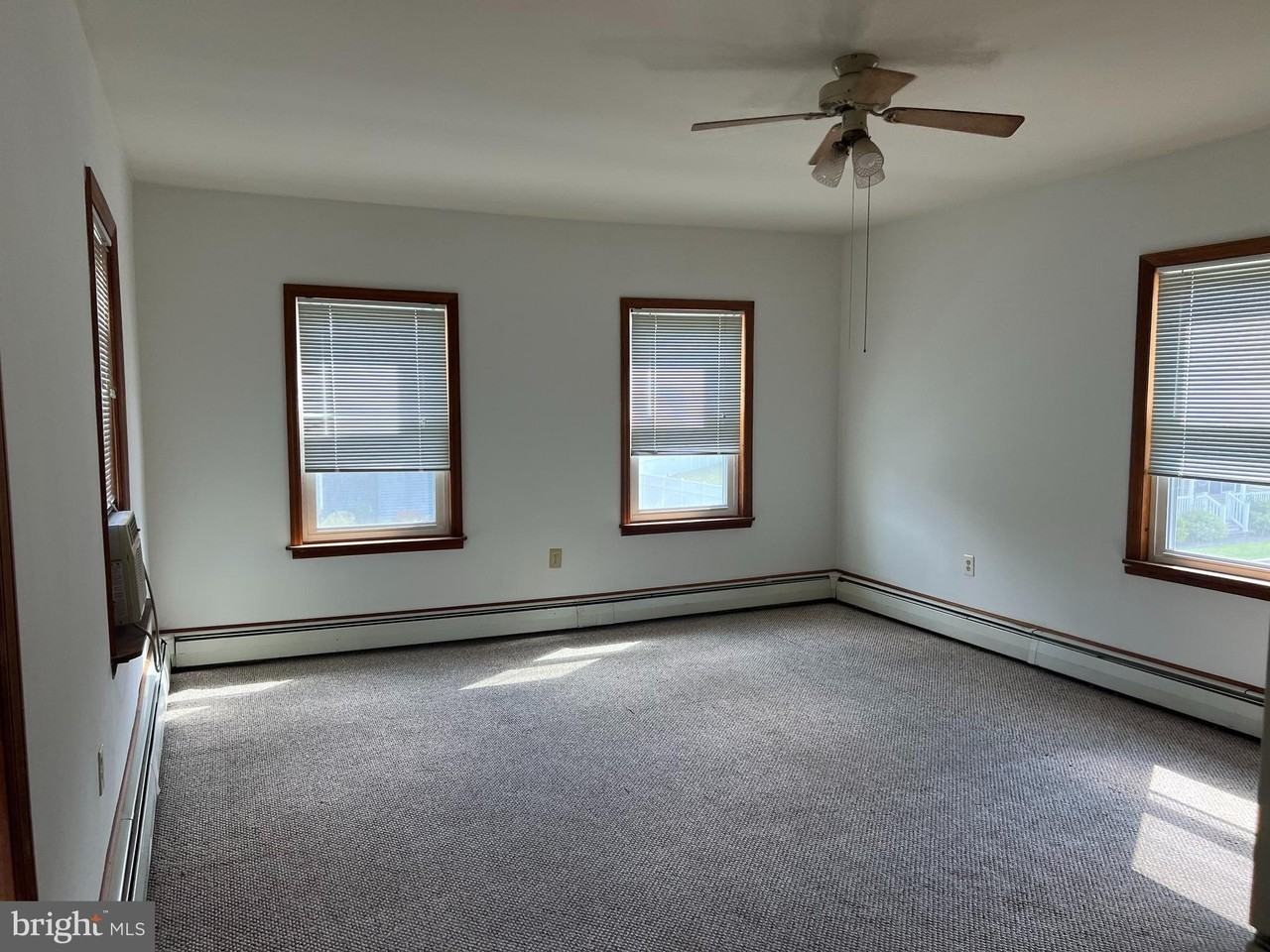 132 Main Street - Photo 4 of 15