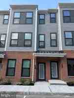 featured image of 1211 Parker Blvd