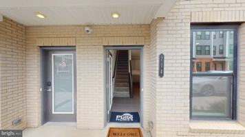 featured image of 714 Parker Blvd