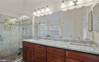 featured image of 6 Hedgecroft Dr