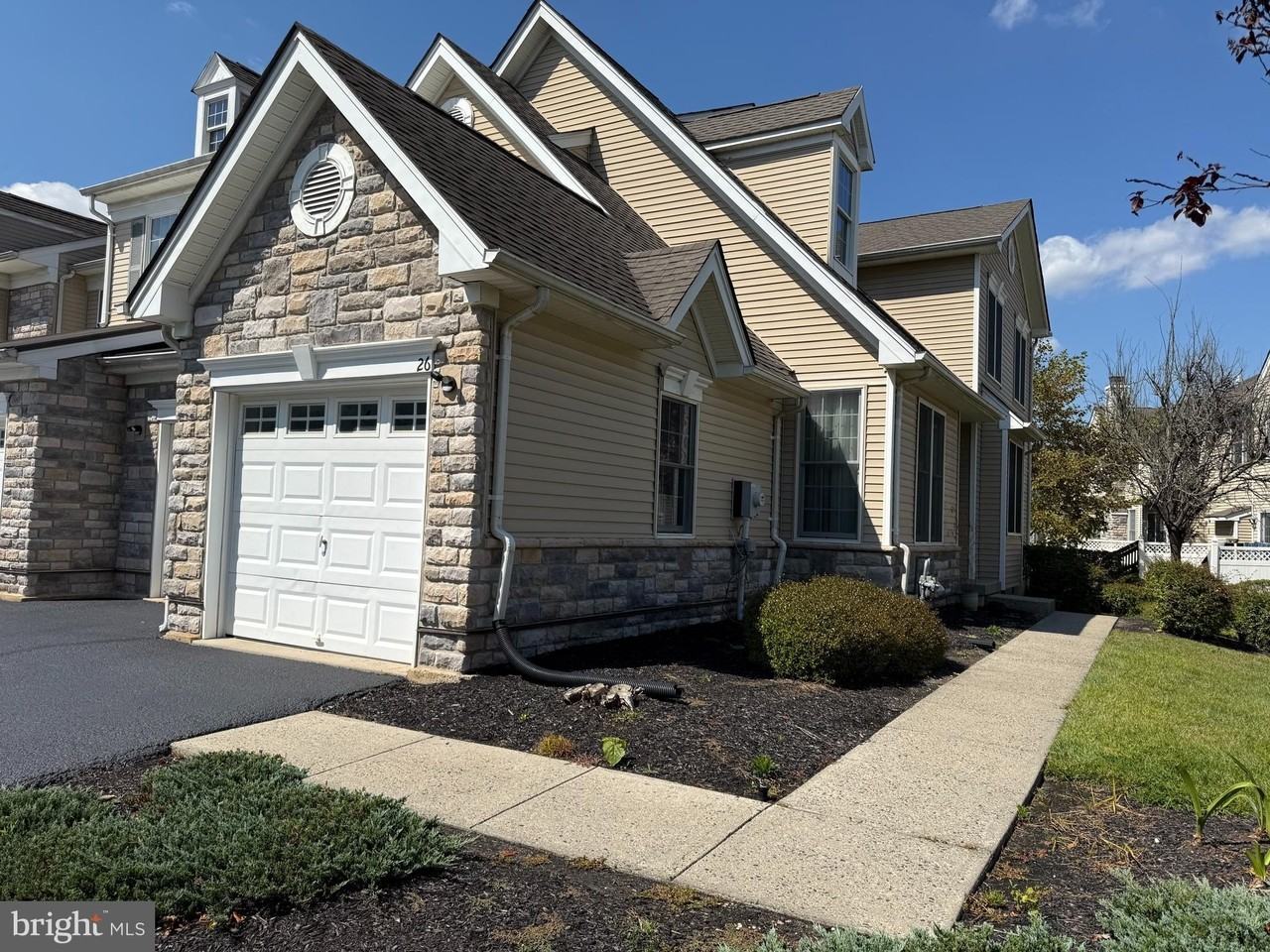 26 Tree Swallow Drive - Photo 2 of 25