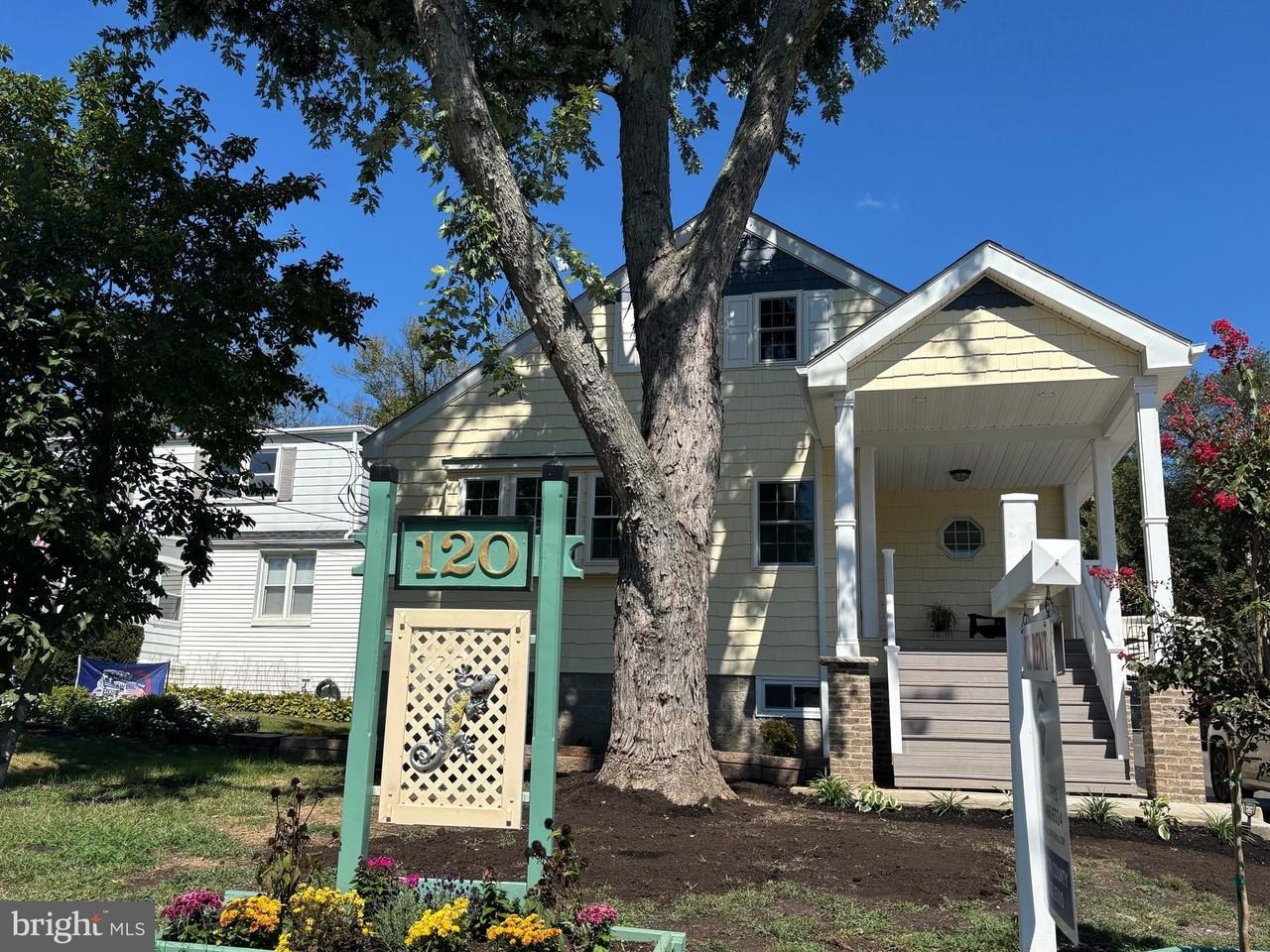 120 Phillips Ave - Photo 3 of 21