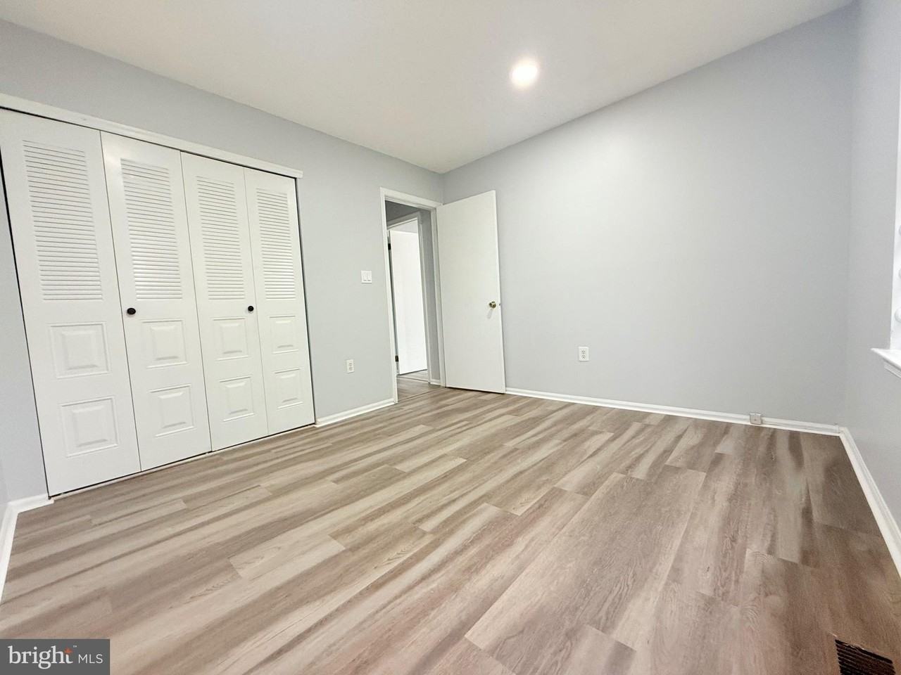 31 Drewes Court - Photo 2 of 22