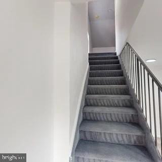 24 S Warren St - Photo 5 of 10