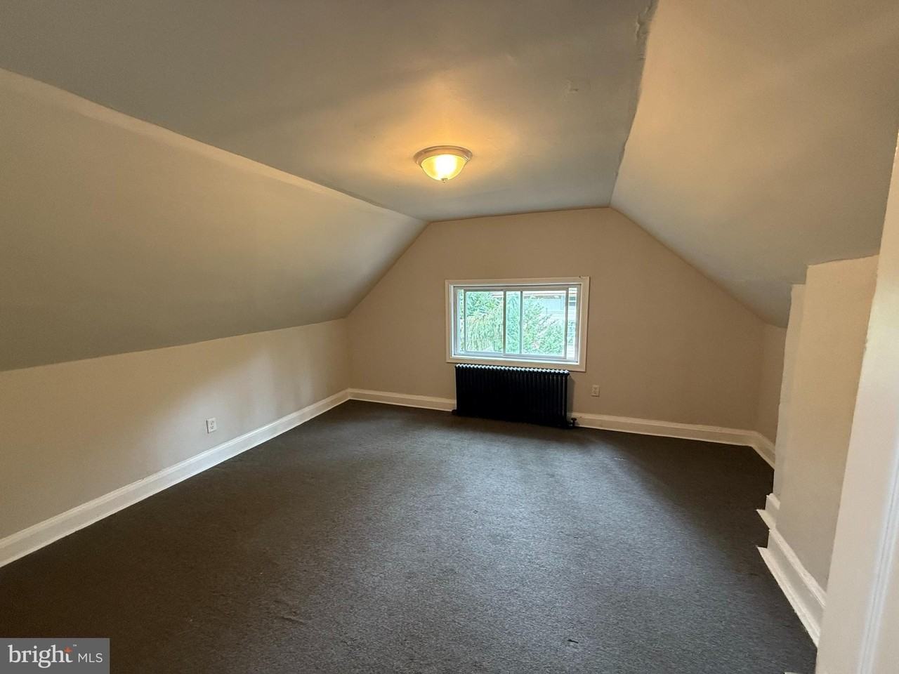 812 Edgewood Ave Apt 4 #4 - Photo 6 of 10