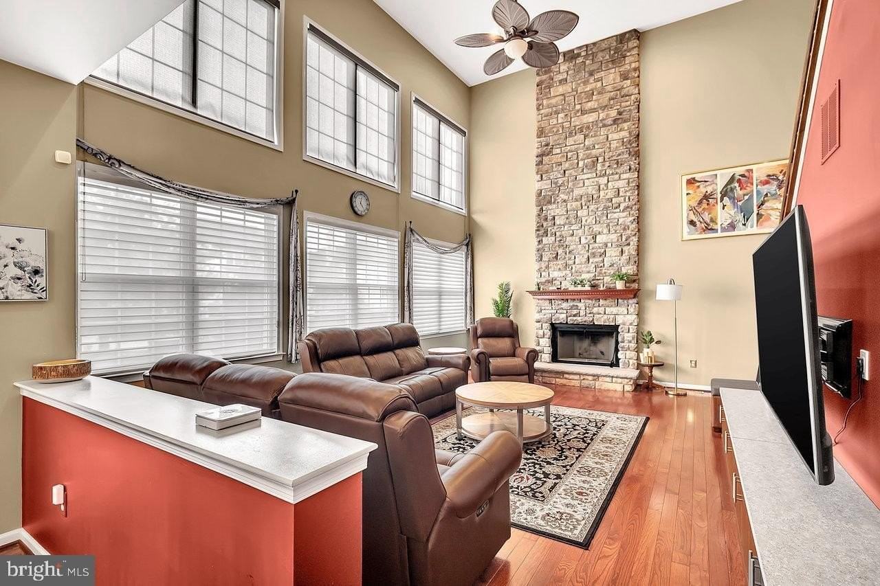 86 Renfield Dr - Photo 6 of 18