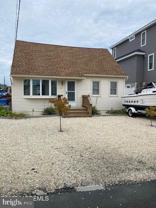 39 Mark Dr - Photo 1 of 1